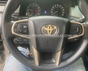 Xe Toyota Innova 2.0E 2017