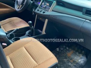 Xe Toyota Innova 2.0E 2017