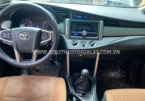 Xe Toyota Innova 2.0E 2017