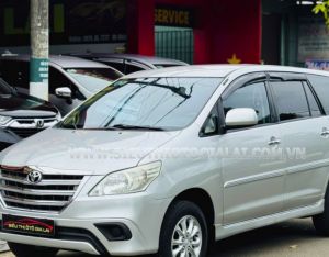 Xe Toyota Innova 2.0E 2014