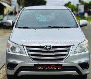 Xe Toyota Innova 2.0E 2014