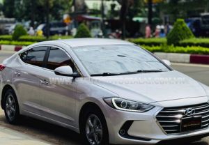 Xe Hyundai Elantra 1.6 MT 2017