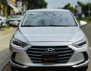 Xe Hyundai Elantra 1.6 MT 2017