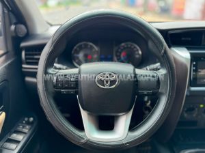 Xe Toyota Fortuner 2.4G 4x2 MT 2020