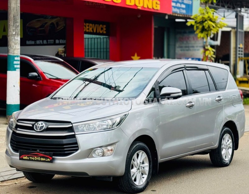 Toyota Innova 2.0E 2017