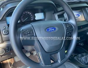 Xe Ford Everest Ambiente 2.0 4x2 MT 2019