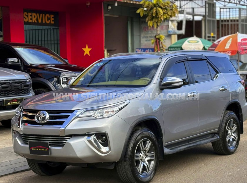 Toyota Fortuner 2.4G 4x2 MT 2017