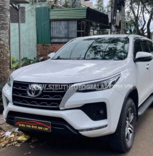 Xe Toyota Fortuner 2.4G 4x2 MT 2020