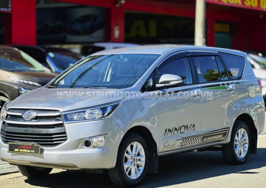 Toyota Innova 2.0E 2017