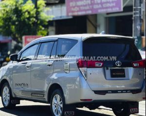 Xe Toyota Innova 2.0E 2017