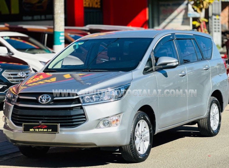 Toyota Innova 2.0E 2017