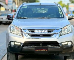 Xe Isuzu MU-X 2.5 4X2 MT 2016