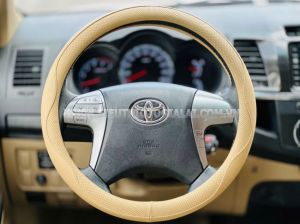 Xe Toyota Fortuner 2.5G 2016