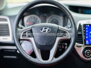 Xe Hyundai i20 1.4 AT 2011