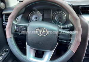 Xe Toyota Fortuner 2.4G 4x2 MT 2017