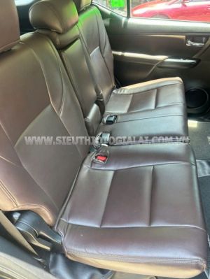 Xe Toyota Fortuner 2.4G 4x2 MT 2017