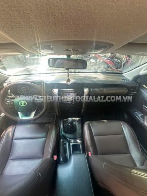 Xe Toyota Fortuner 2.4G 4x2 MT 2017