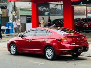 Xe Hyundai Elantra 1.6 MT 2019