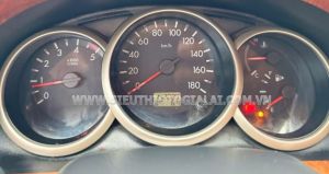 Xe Ford Everest 2.5L 4x2 MT 2012