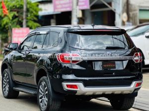 Xe Ford Everest Trend 2.0L 4x2 AT 2018
