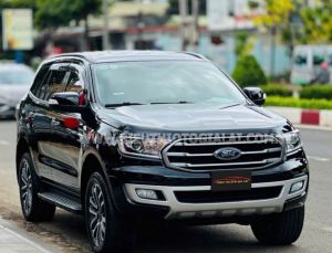 Xe Ford Everest Trend 2.0L 4x2 AT 2018