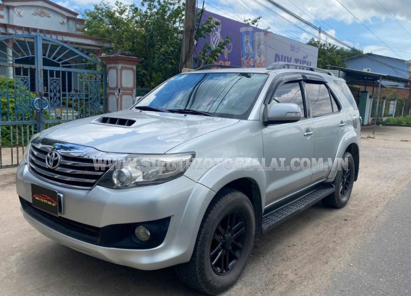 Toyota Fortuner 2.5G 2013