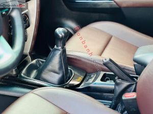 Xe Toyota Fortuner 2.4G 4x2 MT 2017