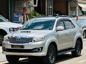 Xe Toyota Fortuner 2.5G 2015