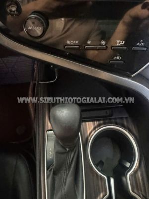 Xe Toyota Camry 2.5Q 2019