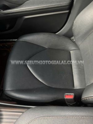 Xe Toyota Camry 2.5Q 2019