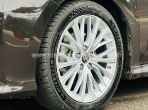 Xe Toyota Camry 2.5Q 2019