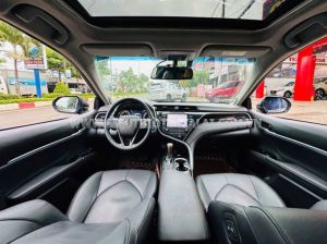 Xe Toyota Camry 2.5Q 2019