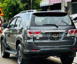 Xe Toyota Fortuner 2.5G 2015