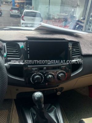 Xe Toyota Fortuner 2.5G 2016