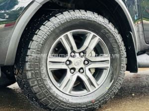 Xe Toyota Fortuner 2.4G 4x2 MT 2017
