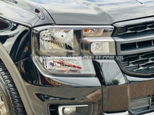 Xe Ford Ranger XLS 2.0L 4x2 AT 2022