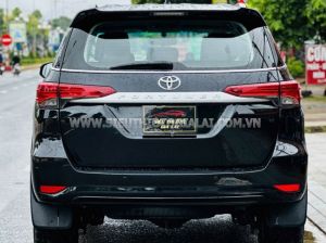 Xe Toyota Fortuner 2.4G 4x2 MT 2017
