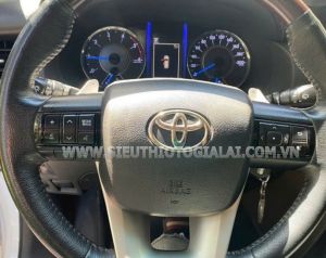 Xe Toyota Fortuner 2.4G 4x2 AT 2019