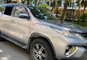 Xe Toyota Fortuner 2.4G 4x2 AT 2020