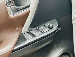 Xe Toyota Fortuner 2.4G 4x2 AT 2020