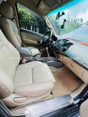 Xe Toyota Fortuner 2.5G 2012