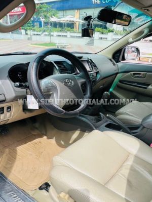 Xe Toyota Fortuner 2.5G 2012