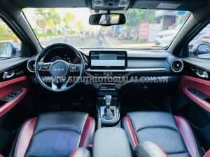 Xe Kia K3 Premium 2.0 AT 2022