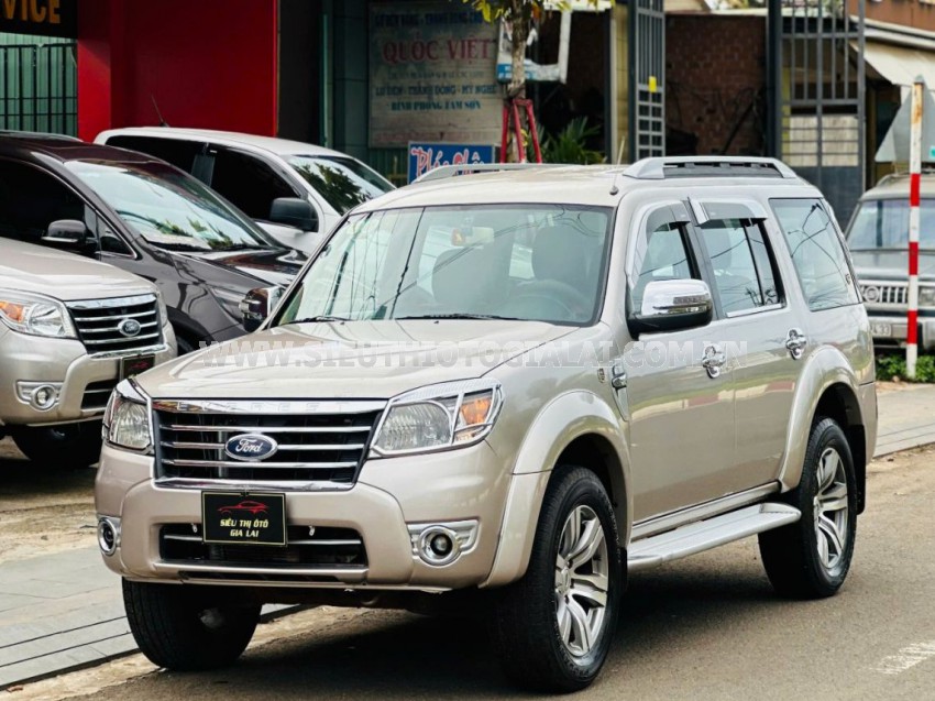 Ford Everest 2.5L 4x2 MT 2010