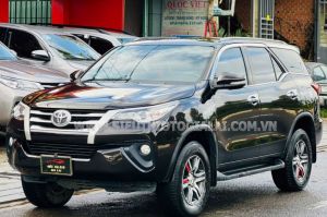 Xe Toyota Fortuner 2.4G 4x2 MT 2017