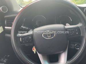 Xe Toyota Fortuner 2.7V 4x4 AT 2017
