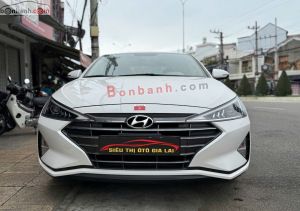 Xe Hyundai Elantra 1.6 MT 2020