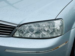 Xe Ford Laser LXi 1.6 MT 2004