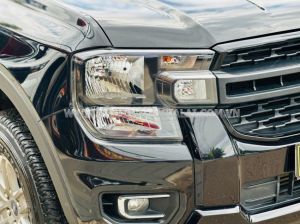 Xe Ford Ranger XLS 2.0L 4x2 AT 2022