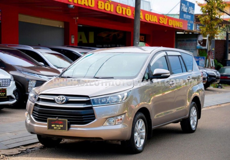 Toyota Innova 2.0E 2018